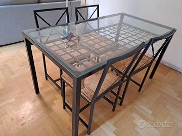 Tavolo in ferro battuto e vetro interno/esterno