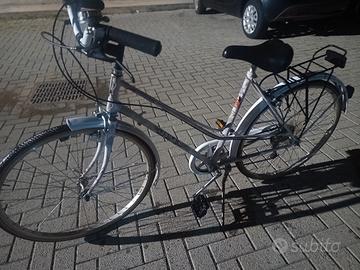 bicicletta da donna 