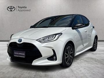 Toyota Yaris Hybrid Style MY22