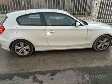 BMW 118 d 143 cv e81