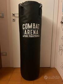 sacco da box e guantoni