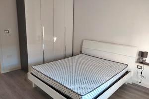 Camere via Napoli mese Agosto