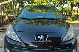 Auto  non funzionate(per pezzi di ricambio)