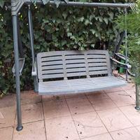 Dondolo 3 posti più tavolo giardino