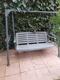 Dondolo 3 posti più tavolo giardino