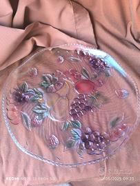 Piatto frutta decorato colorato con rilievi bordi