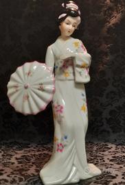 statuetta geisha porcellana