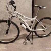 bici Silver Star  da 24" , pari al nuovo 