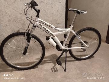 bici Silver Star  da 24" , pari al nuovo 