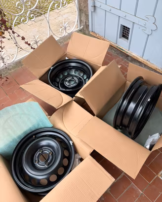 3 cerchioni originali ToyotaAygo2018 OEM + bulloni