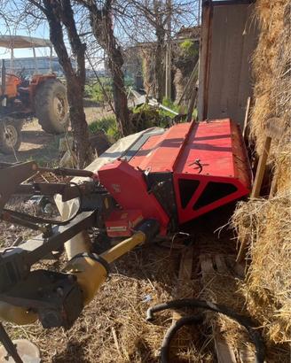 Falciacondizionatrice vicon