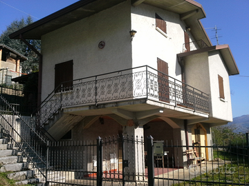 Villa singola in montagna (Pezzoro)