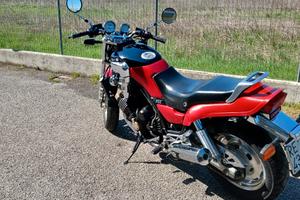 inscritta a moto d'epoca 