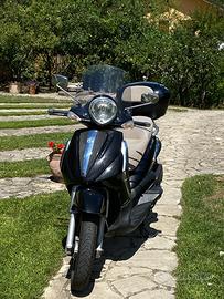 Beverly 300 del 2009