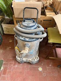 Aspirapolvere industriale con fusto