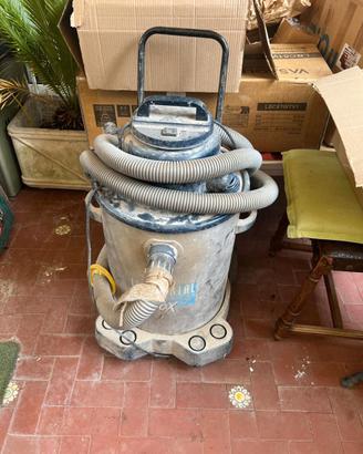 Aspirapolvere industriale con fusto