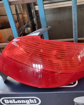 Fanale posteriore destro Peugeot 206