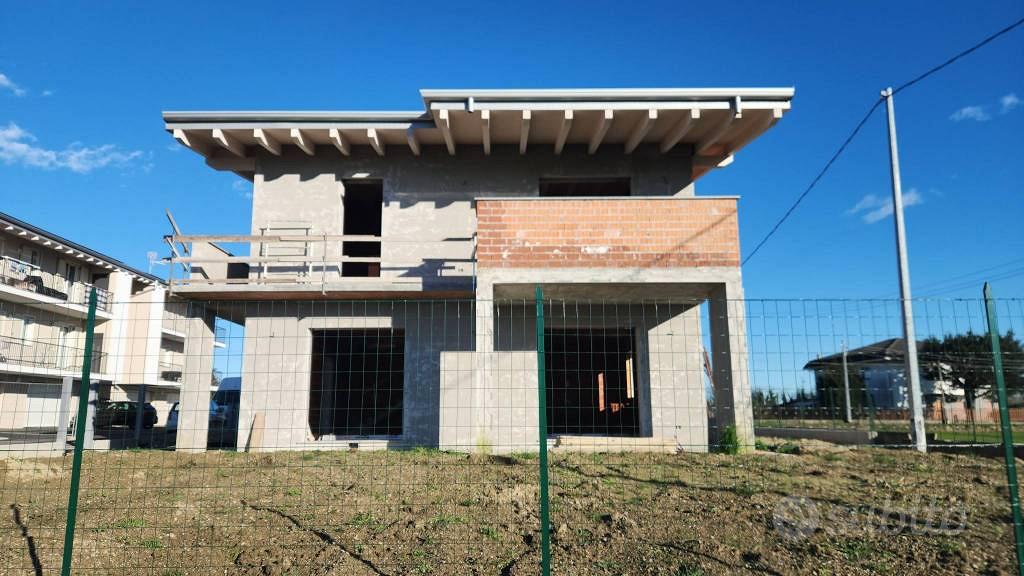 Casa – Oleggio, San Giovanni, Canton della Lanca - Vista 4