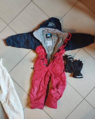 Tuta intera da sci marca Quechua taglia anni 6-7