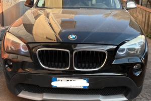  macchina BMW x 1