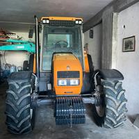 Trattore Renault Claas 550x