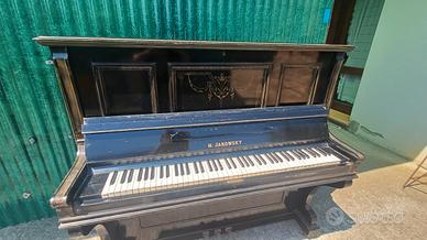Pianoforte da muro M Janowsky