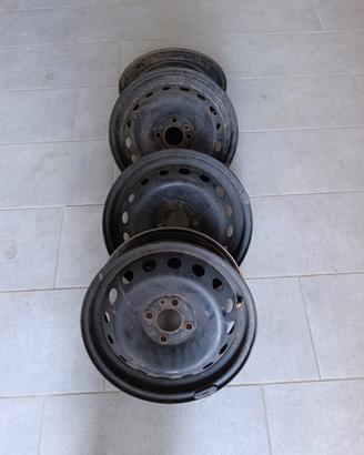 Cerchioni 15"  5 1/2jx15h2
