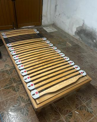 Branda in doghe di legno