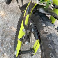 Bici bambini 4-6 anni 16” btwin dark hero 500