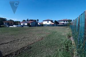 Lotto di terreno edificabile urbanizzato