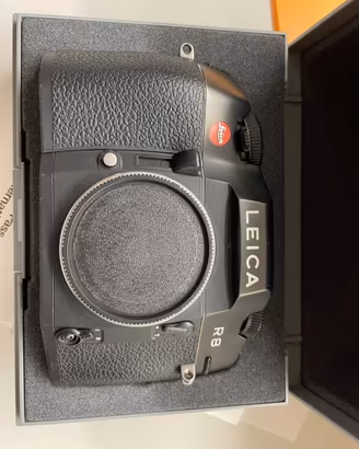 Leica R8 