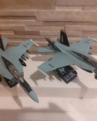 Aereo F-18 scala 1/72 26 cm.
