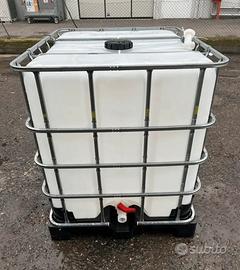 Cisterna vuota con rubinetto da 1000LT