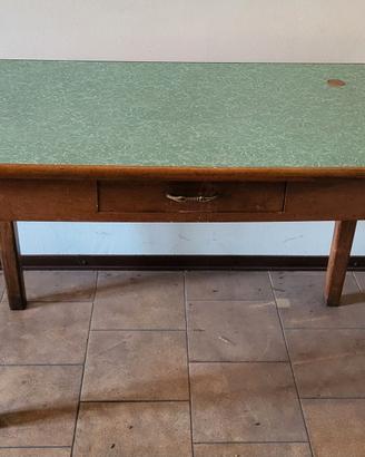 Tavolo vintage in rovere con piano in formica