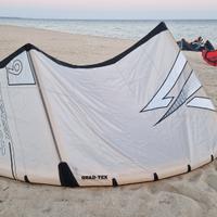 NAISH Pivot 9m Nvision Kite Aluula 2025