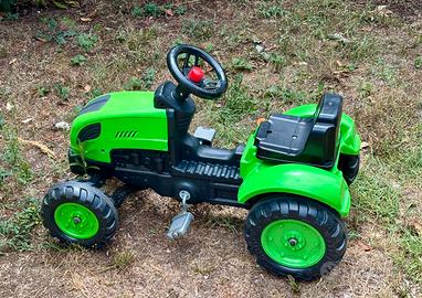 Trattore pedali per bambini