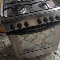 frigo e macchina del gas 