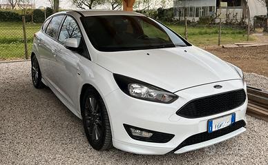 Ford Focus 1.5 TDI st-line