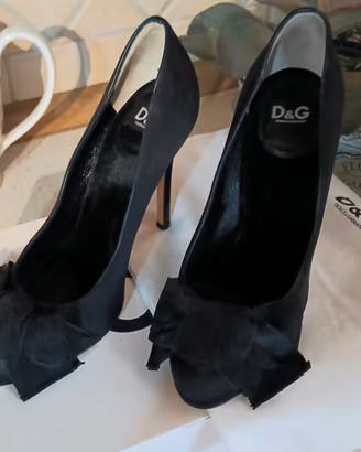 Scarpe Decolletè Dolce e Gabbana nere n.37/38