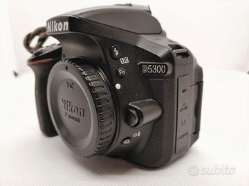 Nikon D5300 kit 18-55