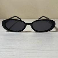 Midnight Oval – Occhiali da Sole Iconici