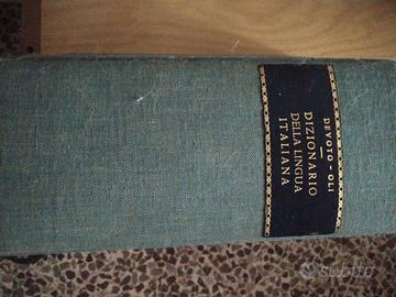 Vocabolario Devoto -Oli antico