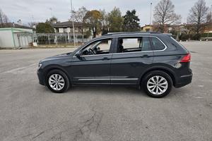 Volkswagen Tiguan 1.6 TDI SCR Business BlueMotion 