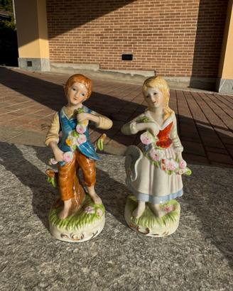 Due statuine in porcellana Capodimonte