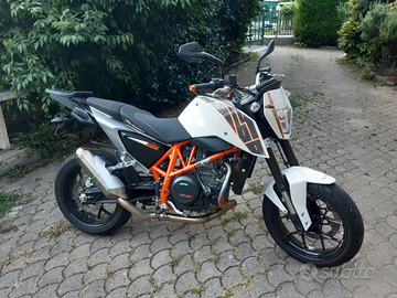 Ktm duke 690 abs