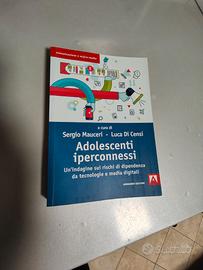 Adolescenti iperconnessi