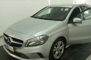 MERCEDES-BENZ A 200 d Sport auto my16