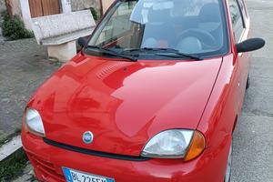 FIAT 600