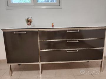 credenza modificata 