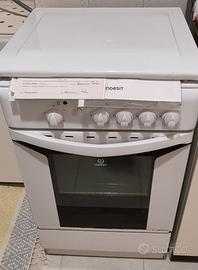 Cucina a gas 4 fuochi e forno